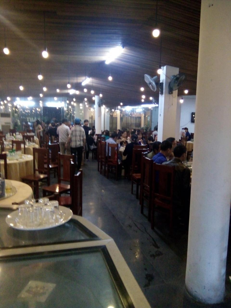 Khach San Thuong Mai Hotel Yen Thinh Екстериор снимка