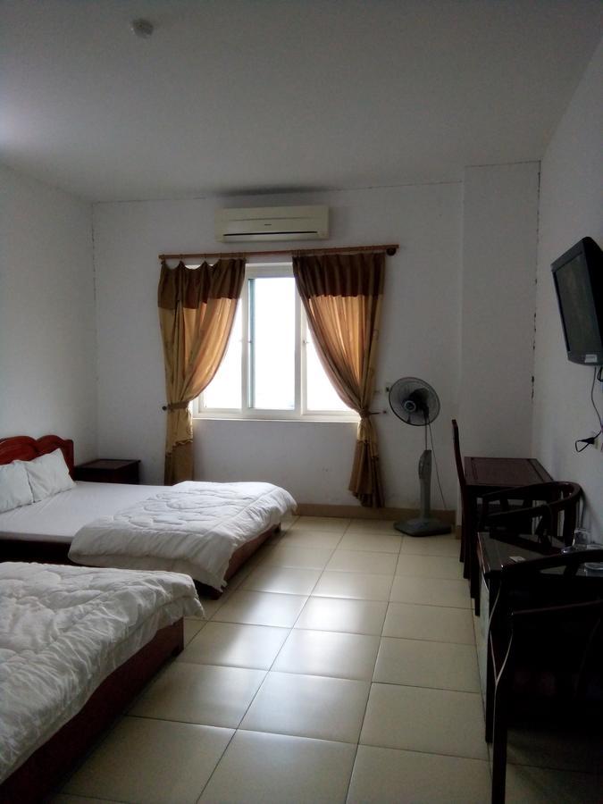 Khach San Thuong Mai Hotel Yen Thinh Екстериор снимка