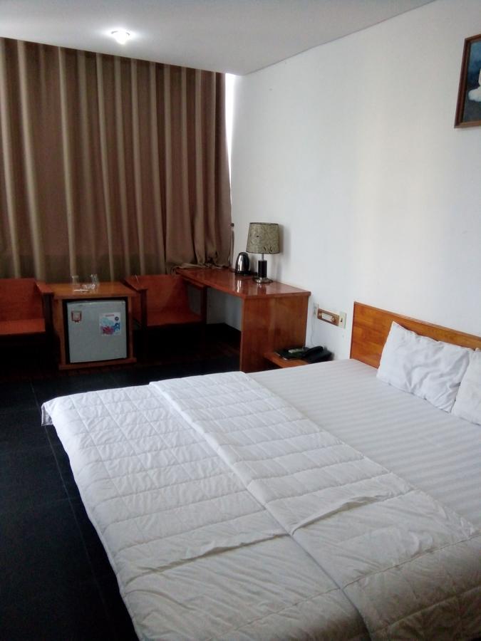 Khach San Thuong Mai Hotel Yen Thinh Екстериор снимка